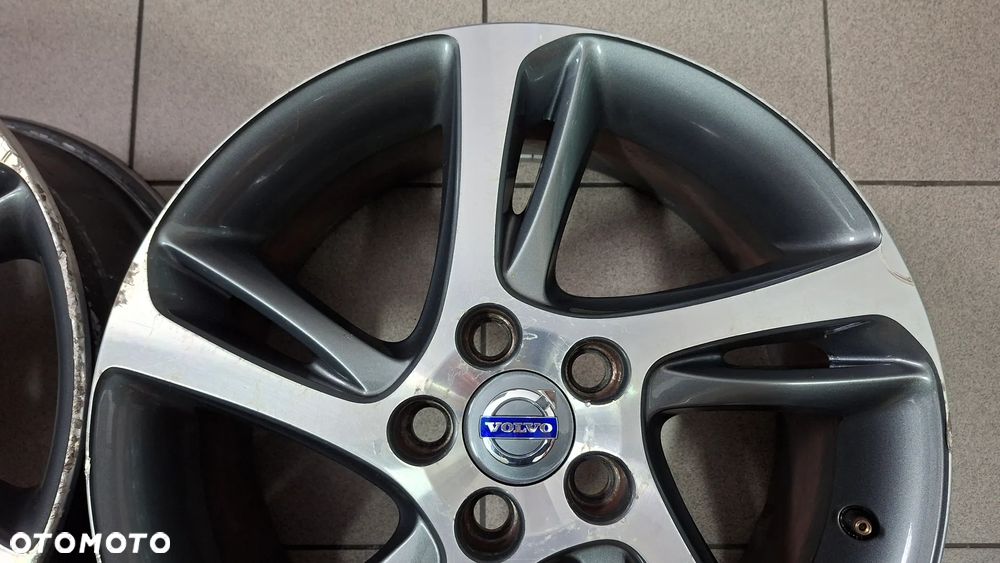 Felgi Aluminiowe 17 Volvo S40 V50 C30 5x108 ET 52.5 - 10