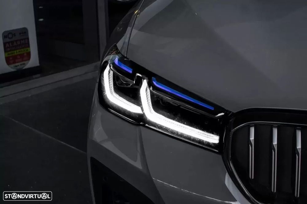 BMW 530 e Pack Desportivo M - 8