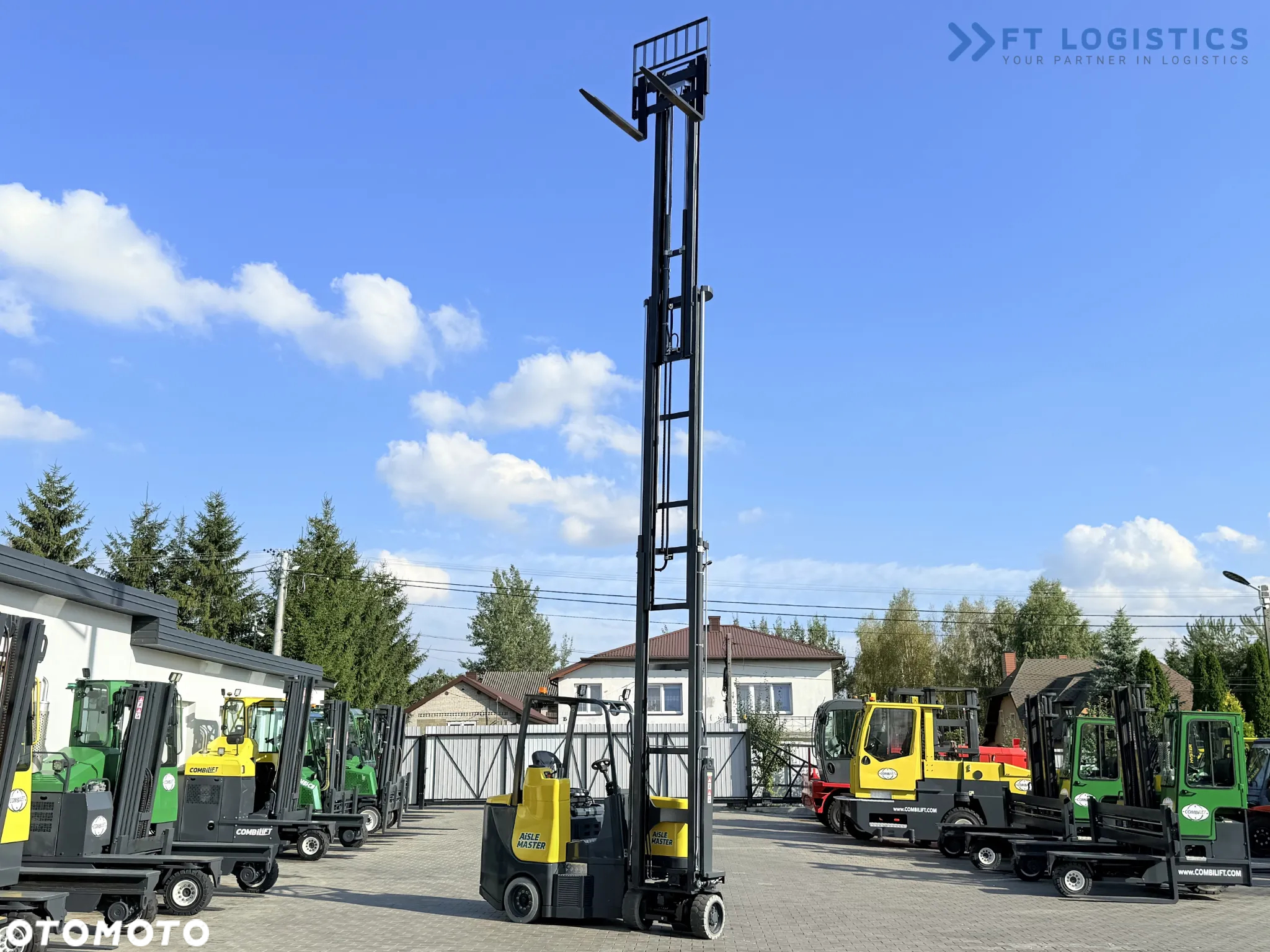 Combilift AISLE MASTER 20SHE / PRZEGUBOWY WÓZEK WIDŁOWY / TRIPLEX 8500MM / ELEKTRYCZNY / WOLNY SKOK / PRZESUW WIDEŁ / NOWE OPONY / JEDYNE 1176H / STAN IDEALNY / Szeroka oferta wózków czterokierunkowych i bocznych, dopasowanych do różnorodnych potrzeb i zastosowań - 39