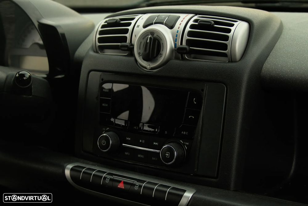 Smart ForTwo Coupé softouch pure micro hybrid drive - 17