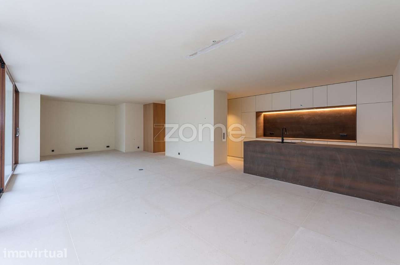 T4 Duplex com Piscina privativa - Matosinhos Sul - Grande imagem: 4/26