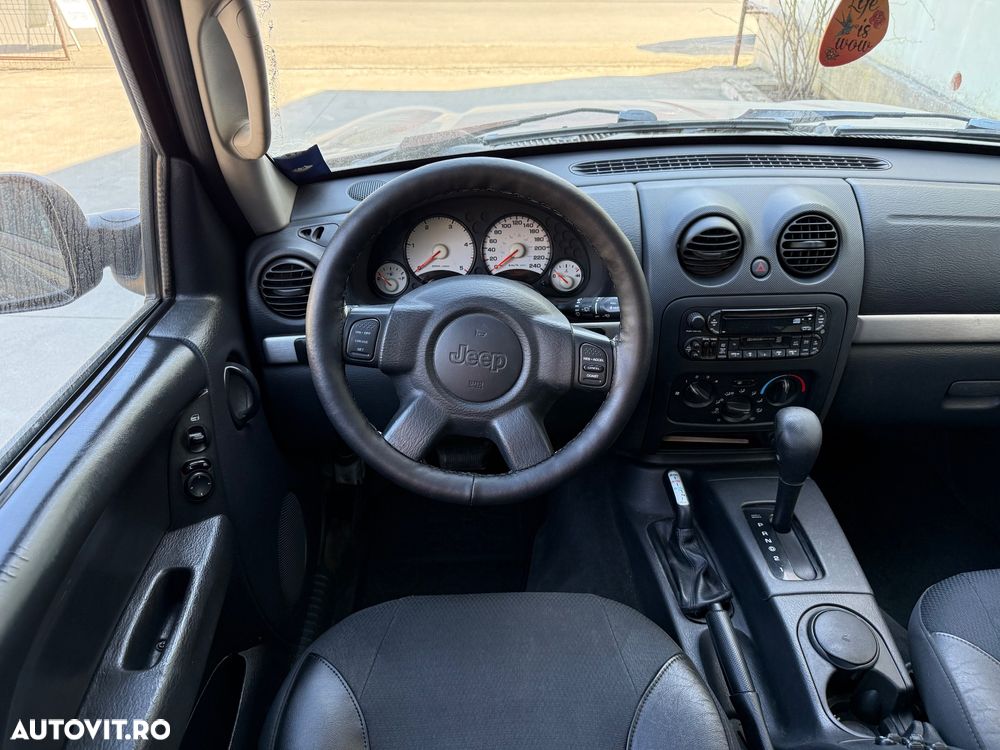 Jeep Cherokee 2.8 CRD Renegade - 13