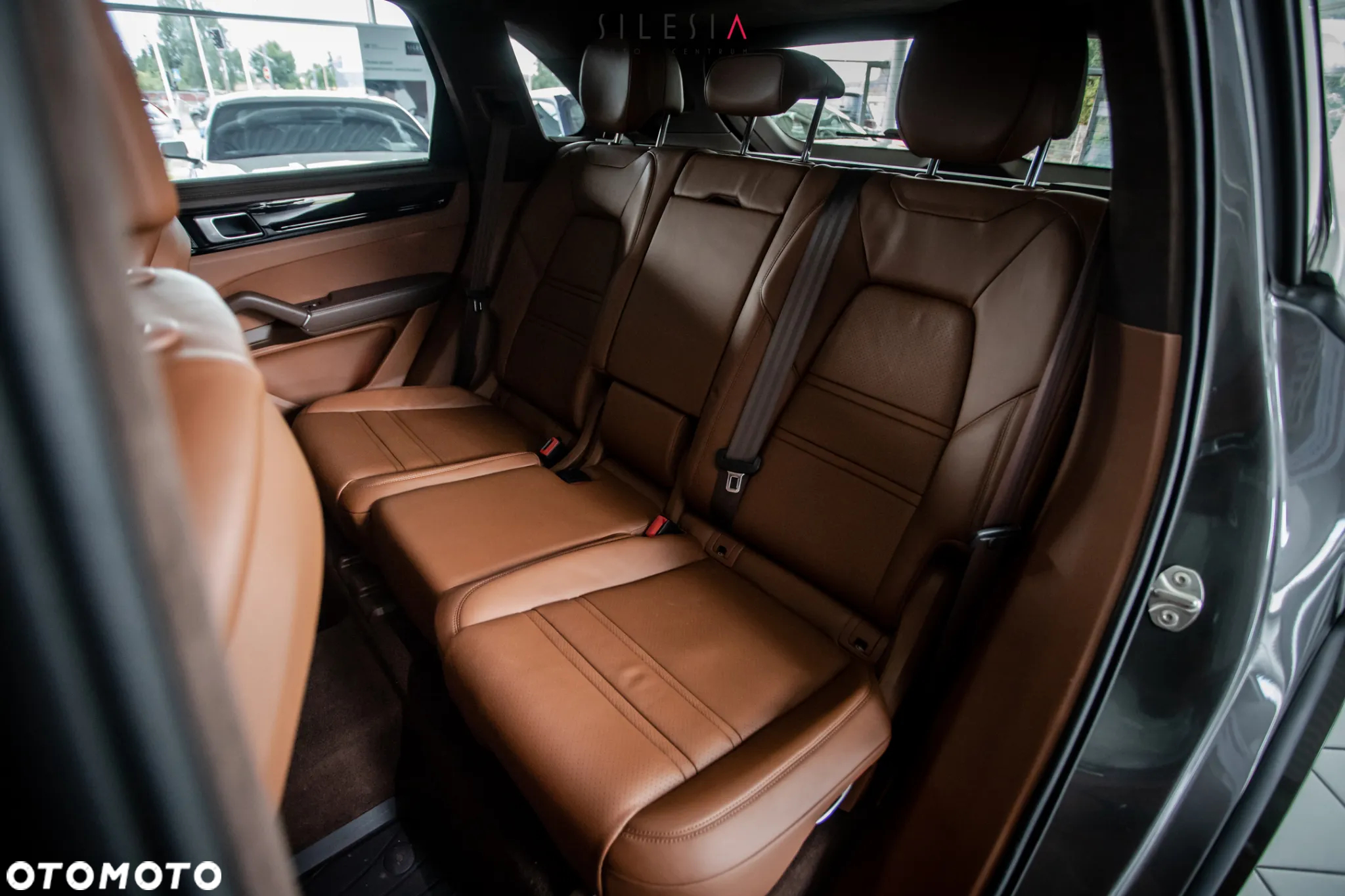 Porsche Cayenne GTS - 18