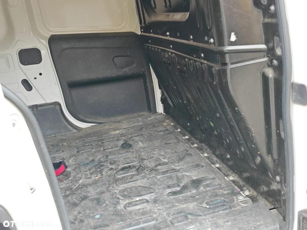 Fiat Doblo - 17