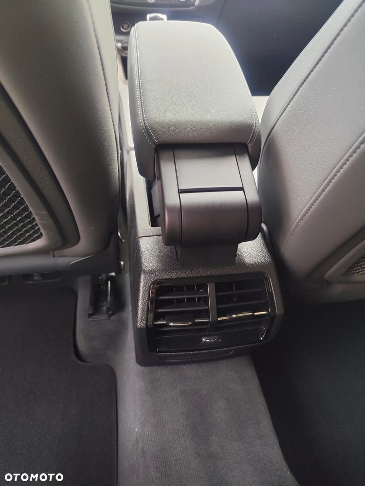 Audi Q3 Sportback 35 TFSI mHEV S-Line S tronic - 12