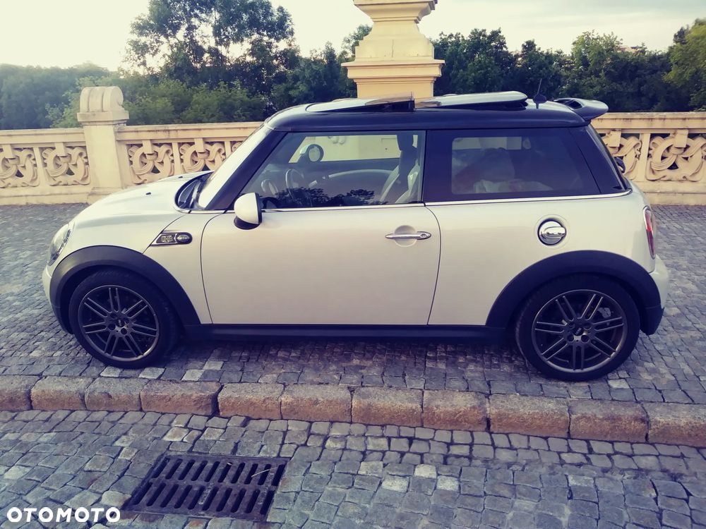 MINI Cooper S 50 Camden - 16