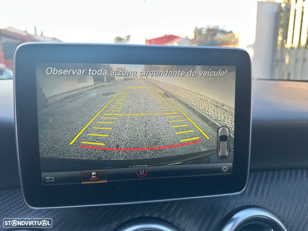 Mercedes-Benz A 220 d 7G-DCT AMG Line - 16