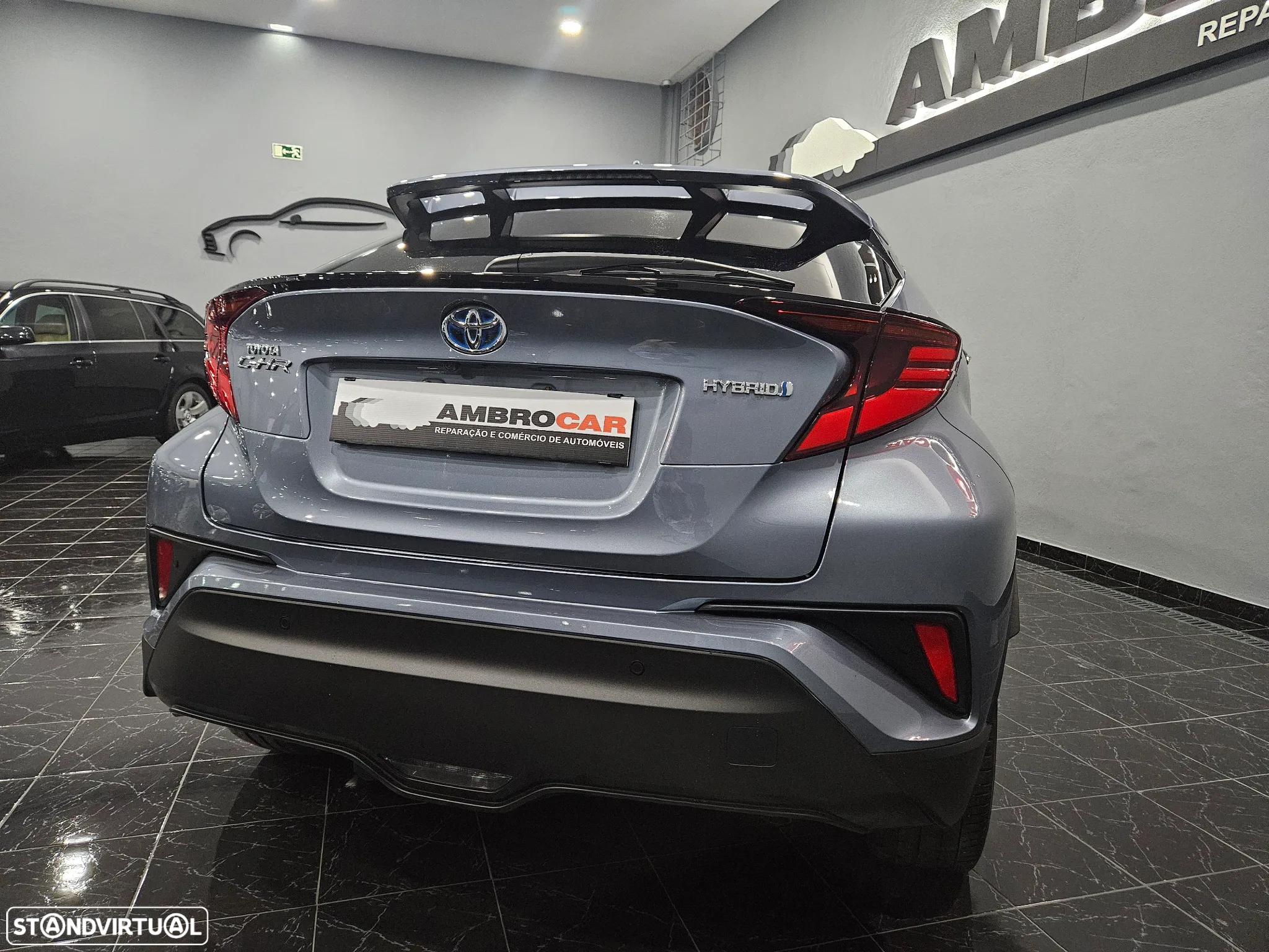 Toyota C-HR 1.8 Hybrid Exclusive+P.Luxury - 6
