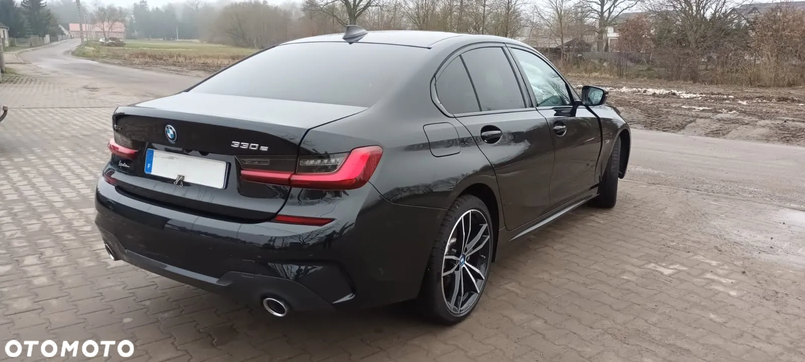 BMW Seria 3 330e M Sport sport - 3