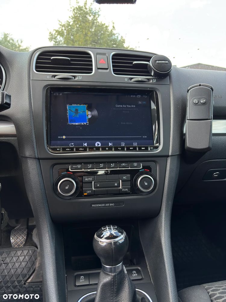 Volkswagen Golf 1.6 TDI Comfortline - 7
