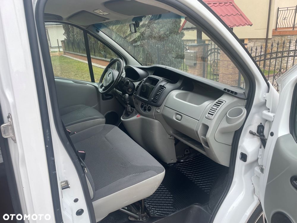 Opel Vivaro - 13
