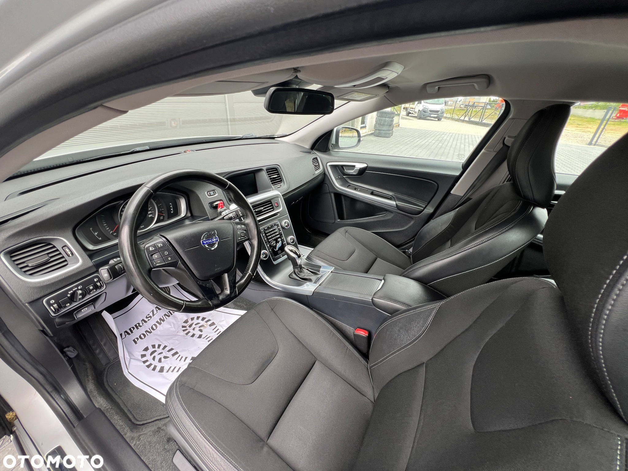 Volvo V60 D2 Kinetic - 16