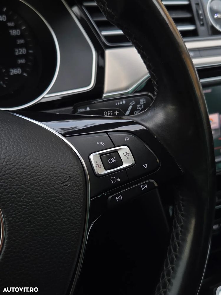 Volkswagen Passat Variant 2.0 TDI SCR 4Motion DSG (BMT) Highline - 19