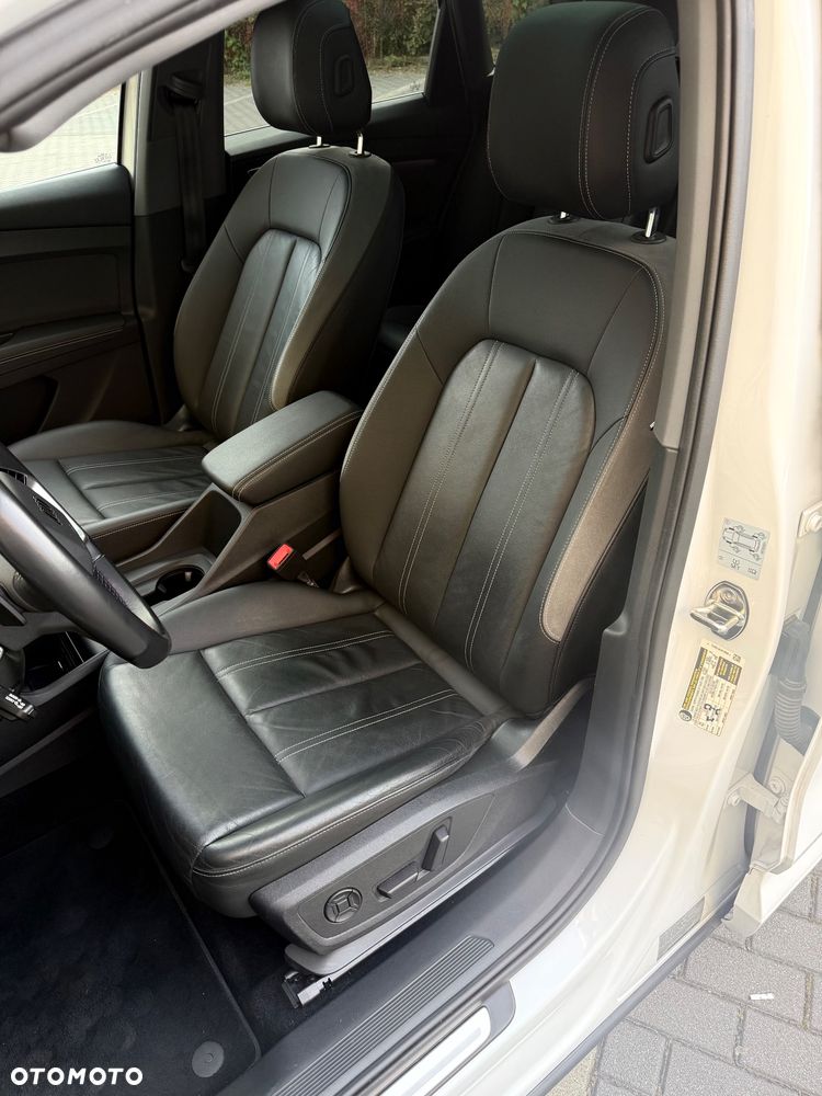 Audi Q4 e-tron - 10