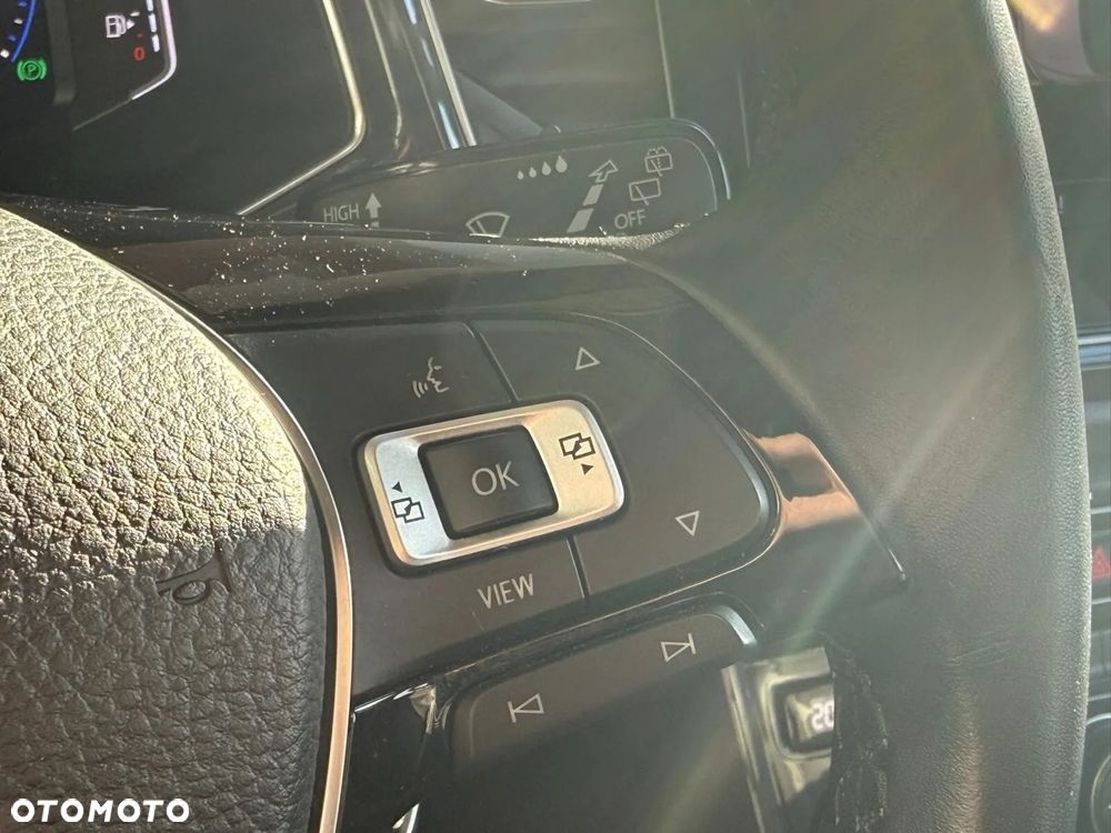 Volkswagen T-Roc 1.5 TSI GPF ACT Premium - 18
