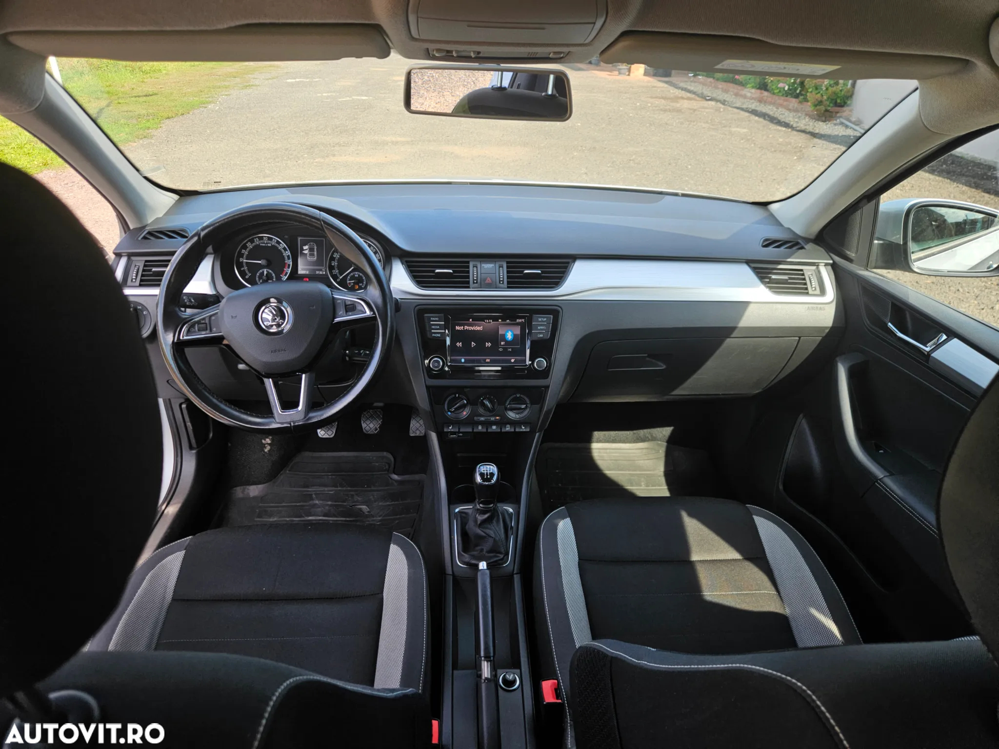 Skoda RAPID 1.6 TDI Style - 8