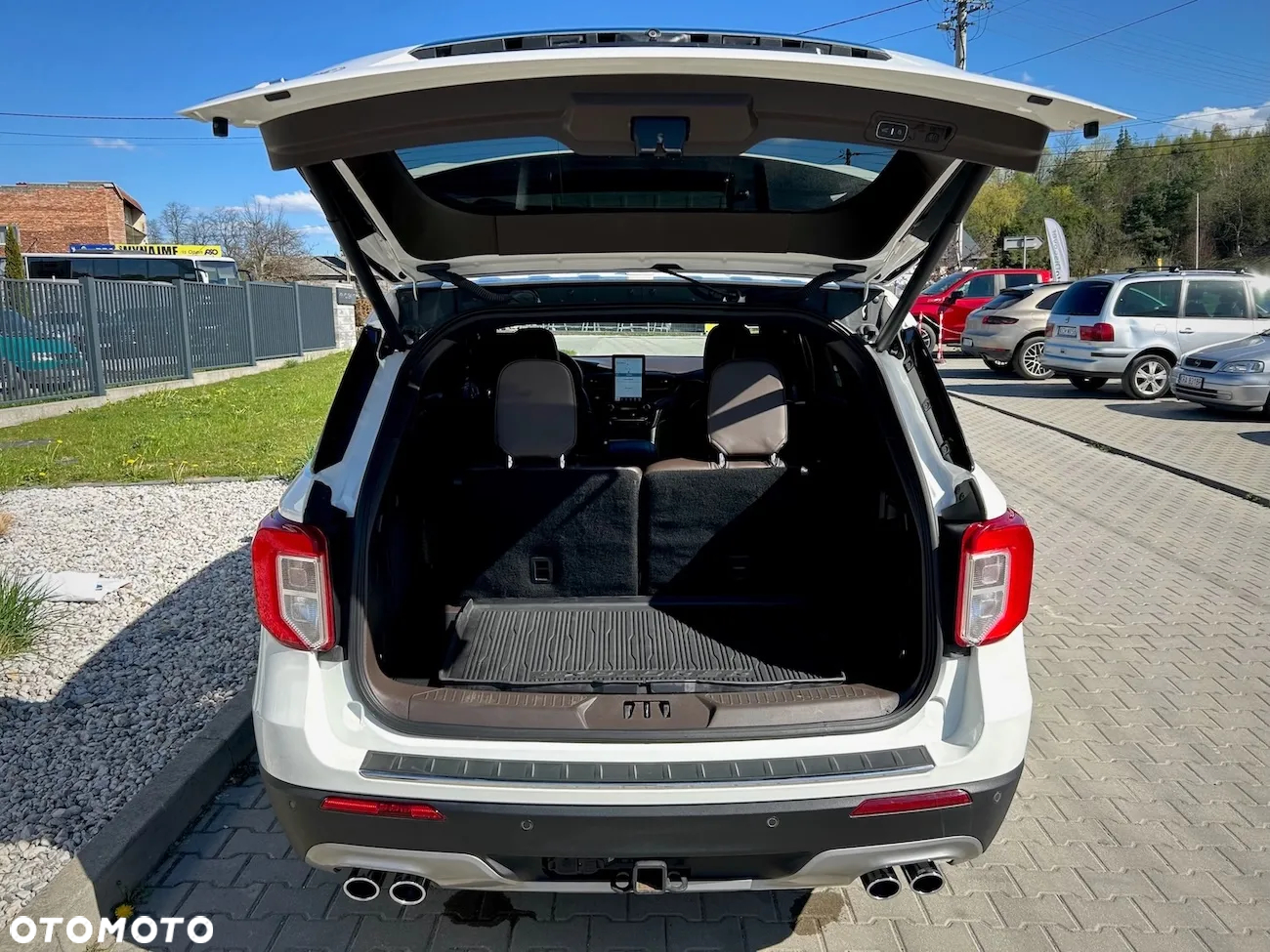 Ford Explorer - 7