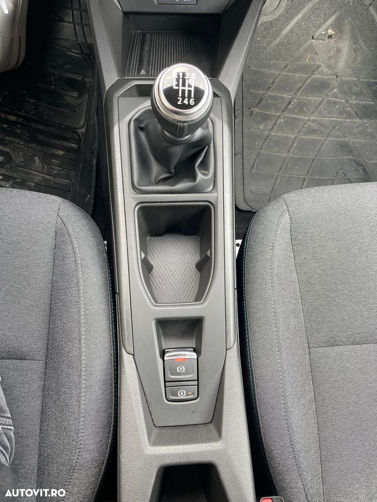 Renault Clio VI TCe 115 Evolution - 15