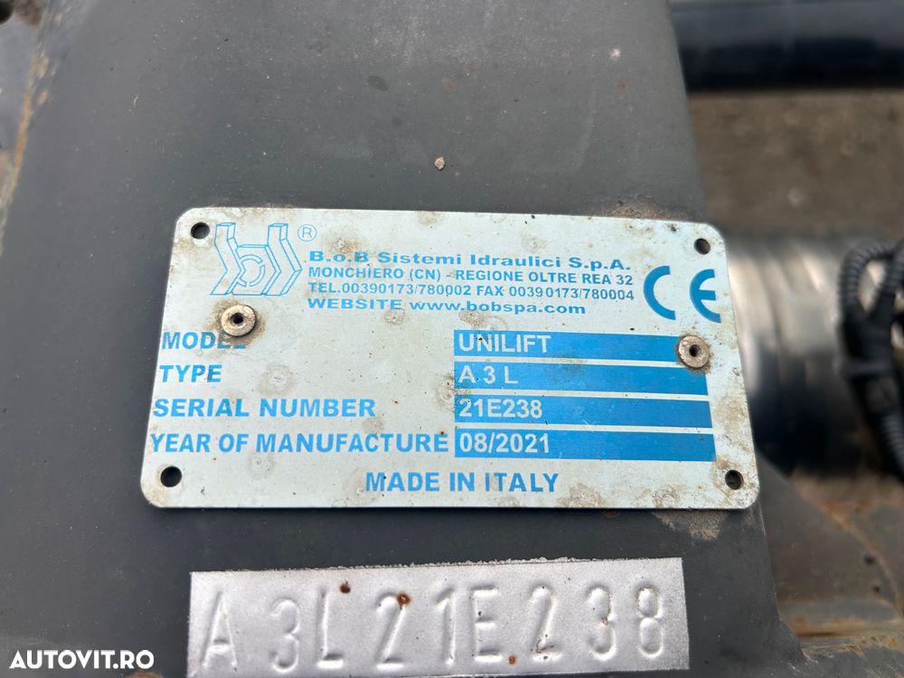 Iveco LIFT DE CONTAINER CU CARLIG 3.0 D - 35