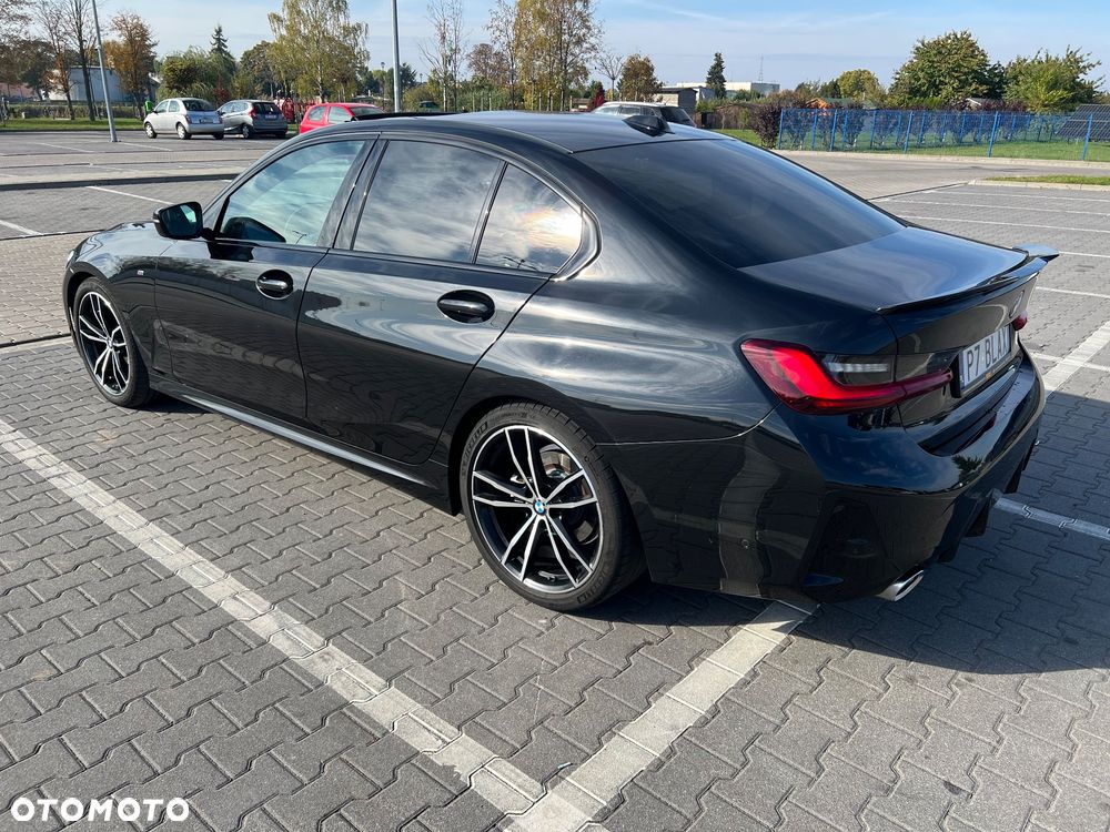 BMW Seria 3 2023 photo 5