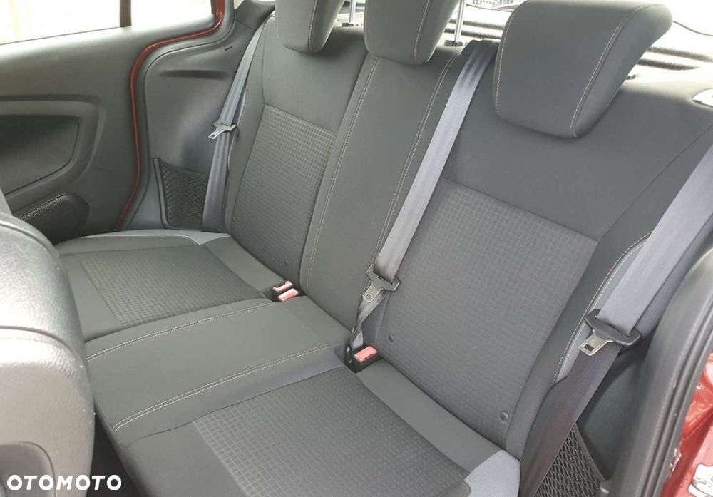 Ford B-MAX - 27