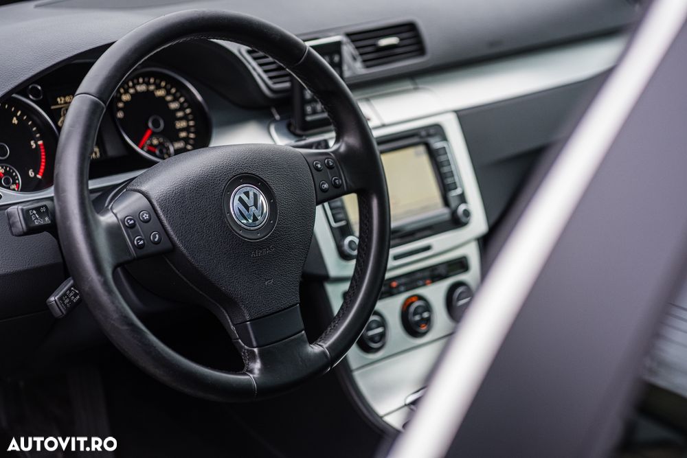 Volkswagen Passat Variant 2.0 TDI DPF Highline - 22