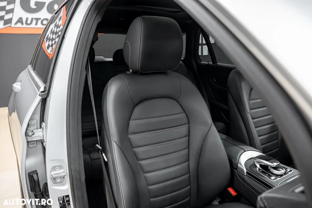 Mercedes-Benz GLC 250 d 4Matic 9G-TRONIC Exclusive - 33