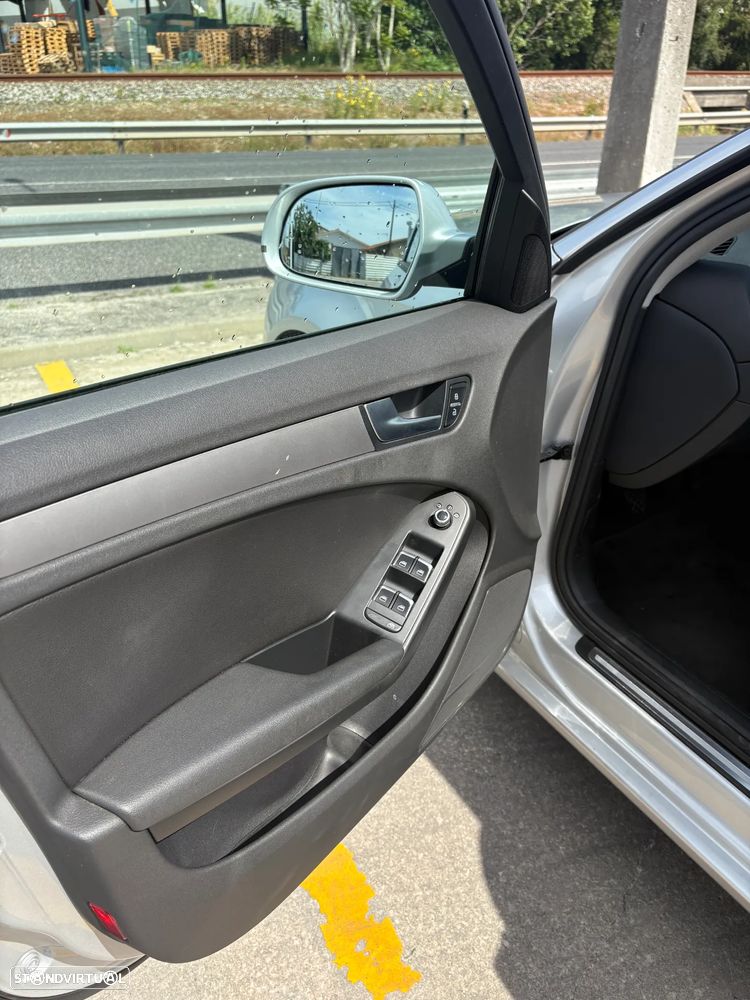 Audi A4 Avant 2.0 TDI - 9
