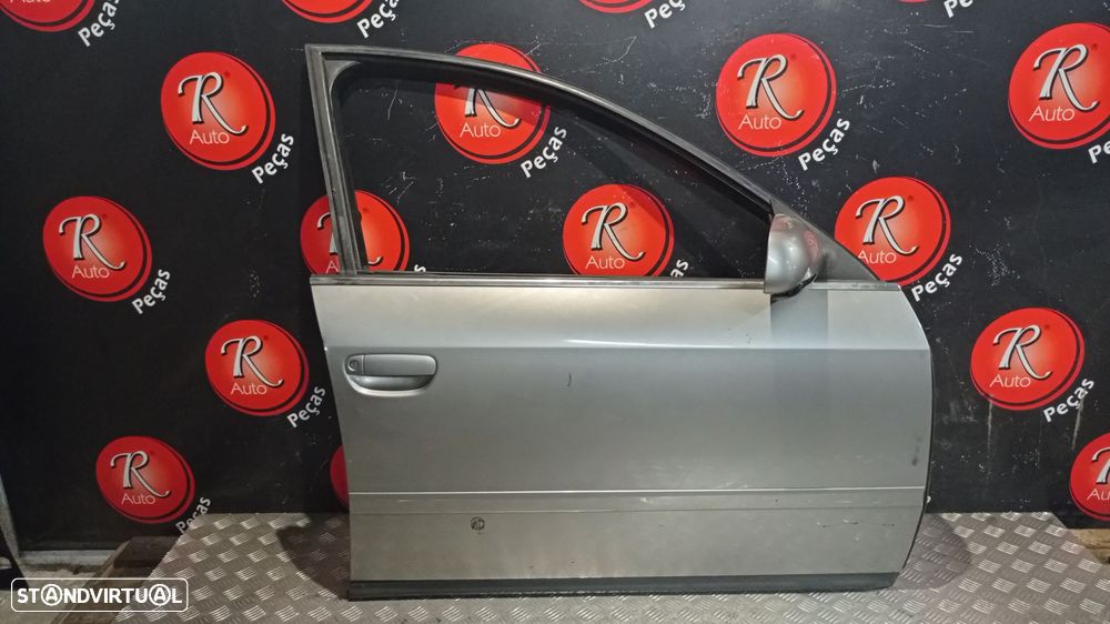 Porta Frente Dto Audi A6 (4B2, C5) - 1