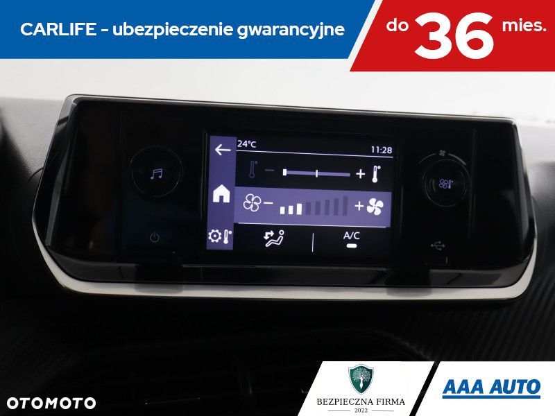 Peugeot 208 - 19