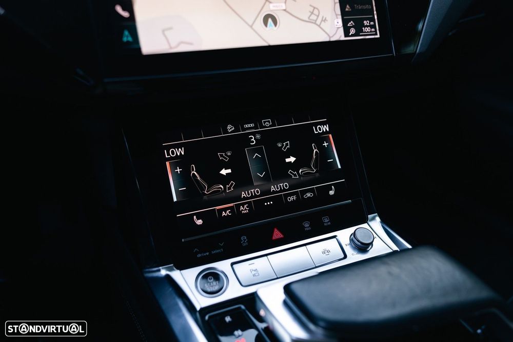 Audi e-tron 50 quattro S line - 37