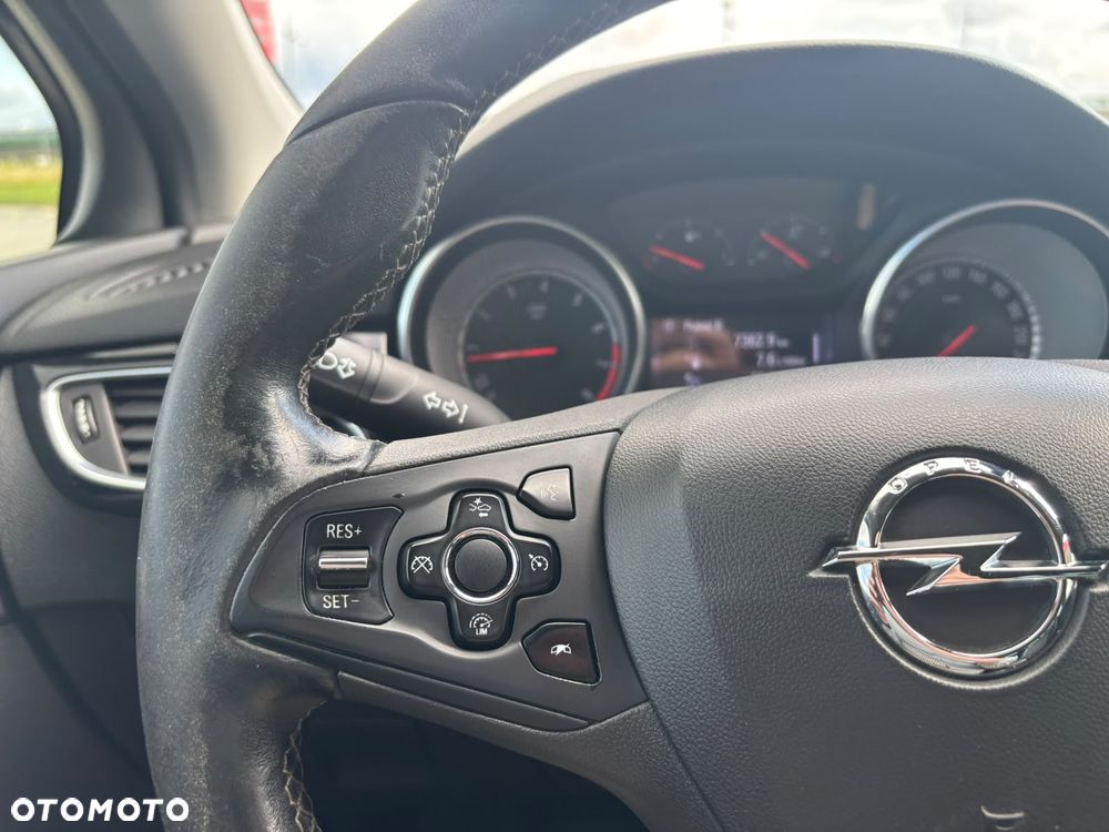 Opel Astra 1.4 T Elite S&S - 28