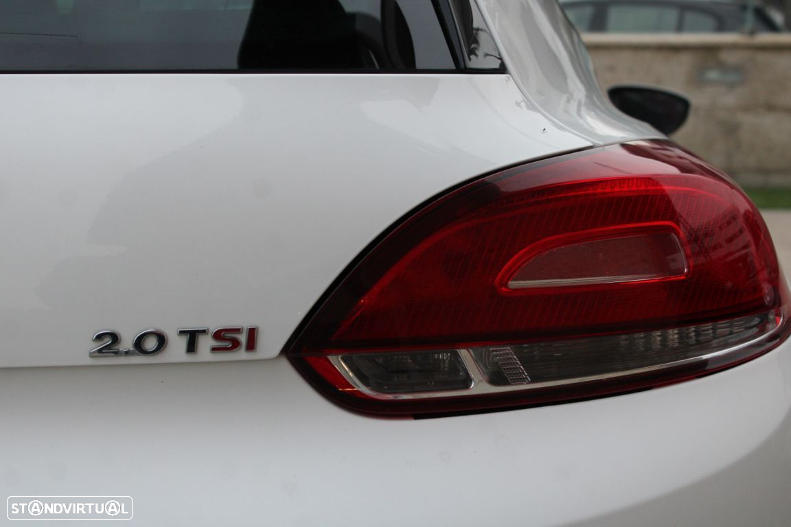 VW Scirocco 2.0 TFSi Sport DSG - 7