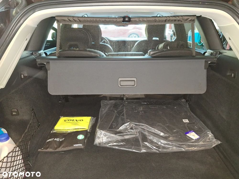 Volvo XC 60 - 30