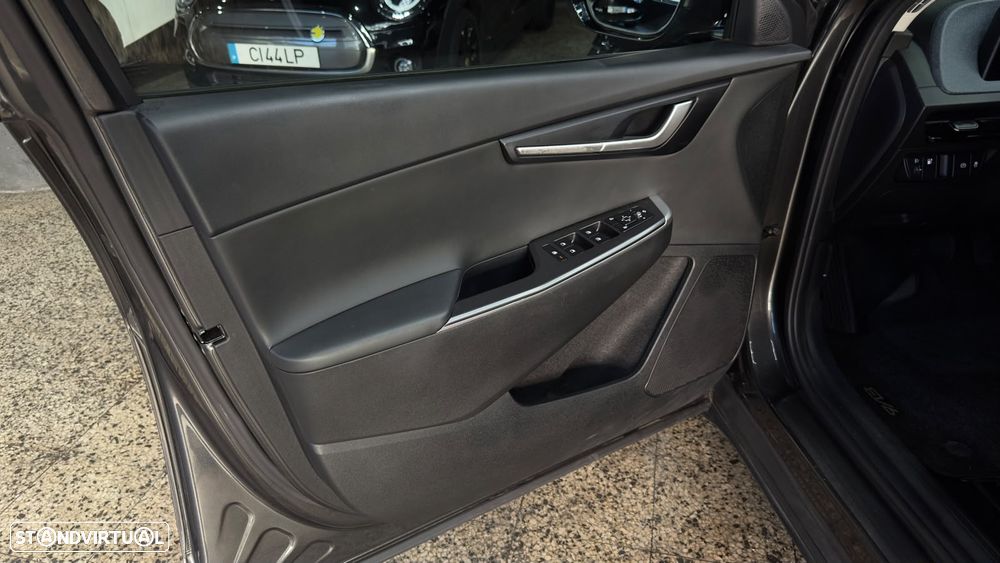 Kia EV6 84-kWh Air - 23