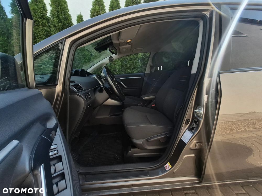 Toyota Verso 1.8 Prestige EU5 MS - 16