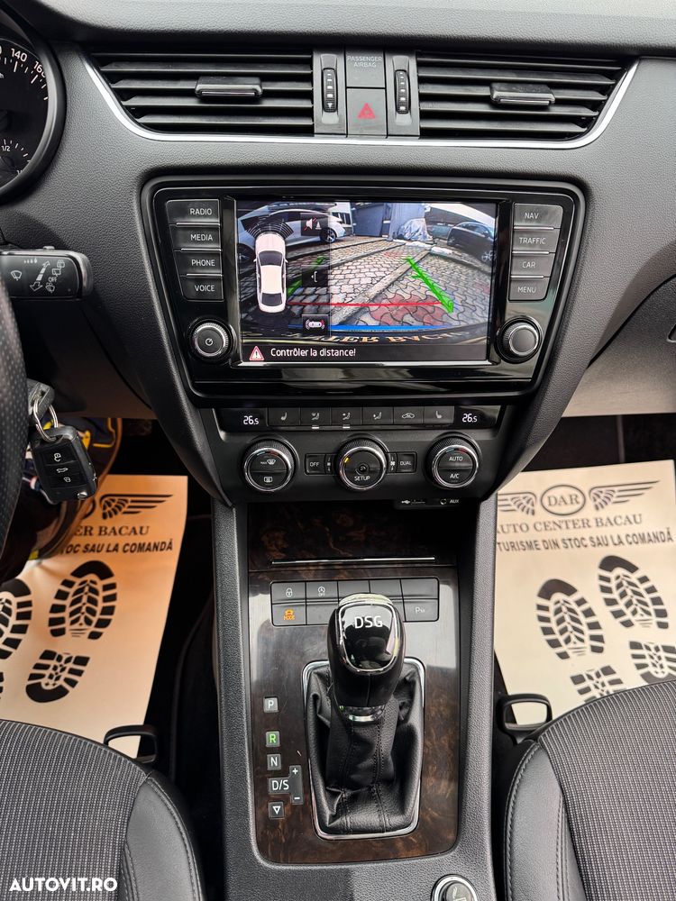 Skoda Octavia 1.6 TDI DPF DSG Sport Edition - 27