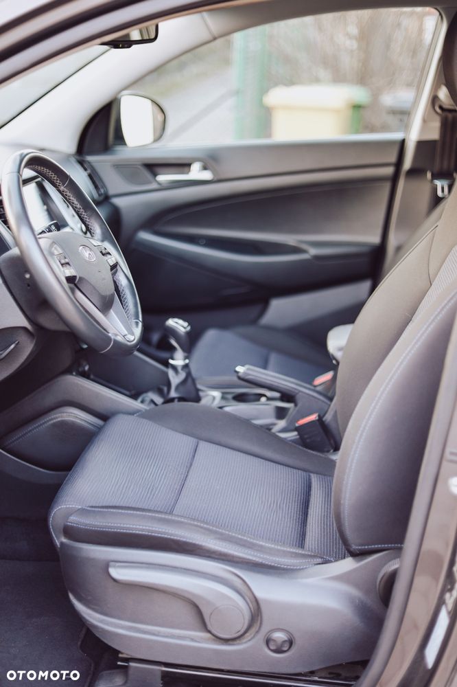 Hyundai Tucson blue 1.7 CRDi 2WD Advantage - 12