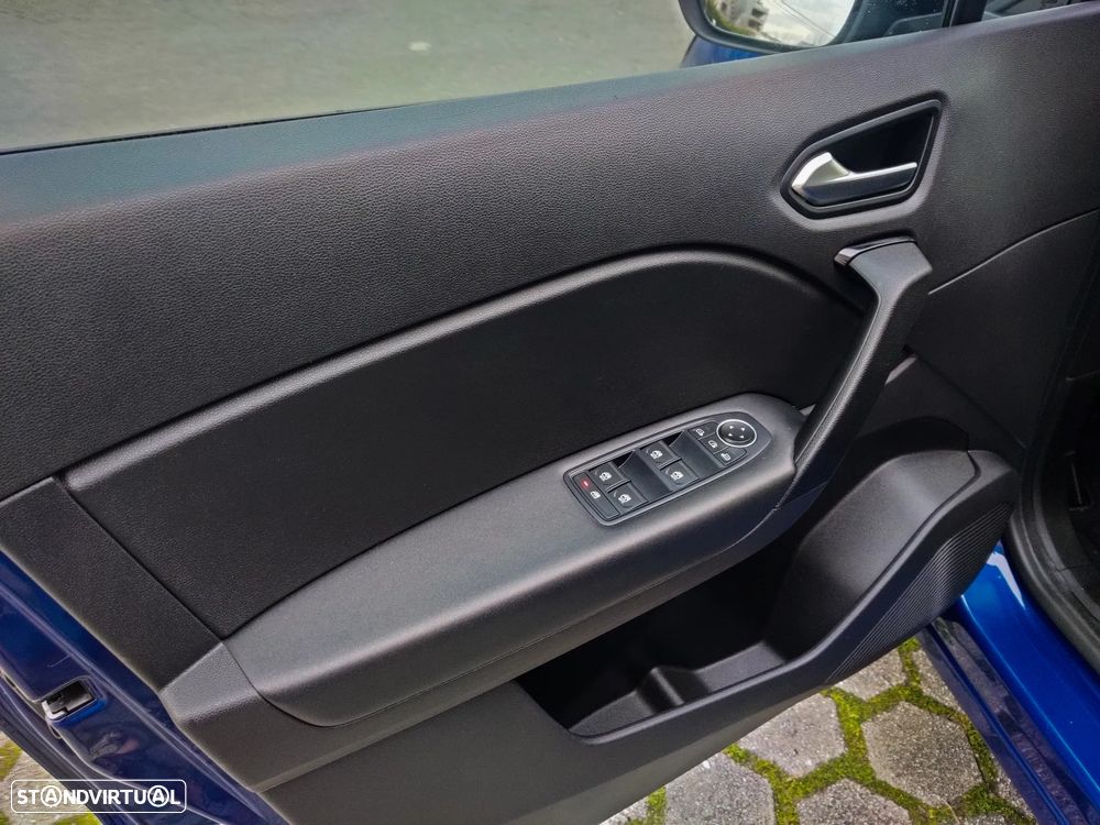 Renault Captur TCe 100 EXPERIENCE - 22