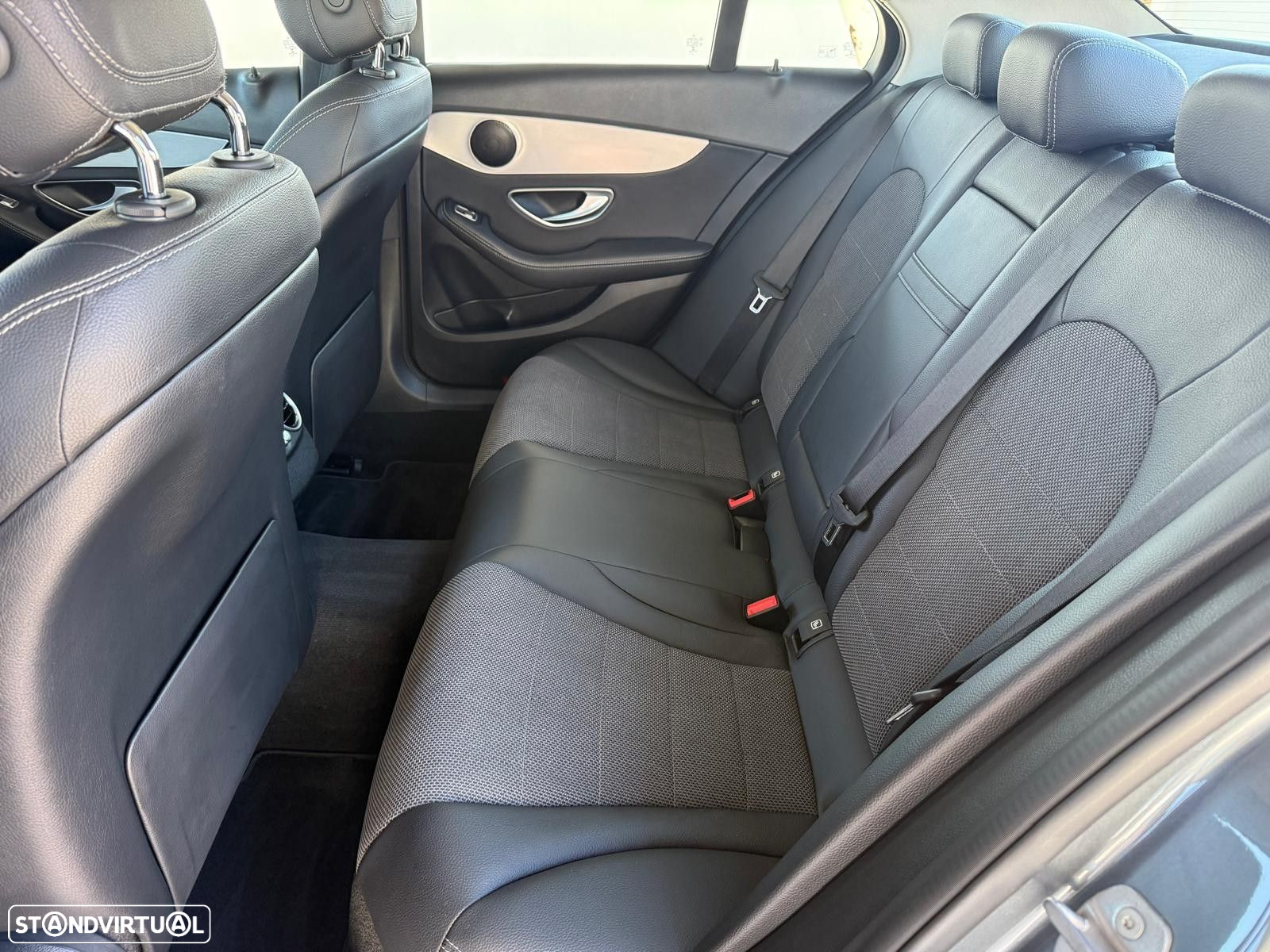Mercedes-Benz C 220 d Avantgarde - 21
