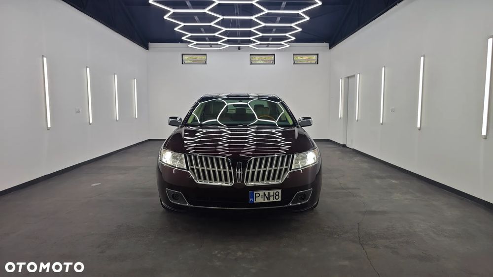 Lincoln MKZ - 2