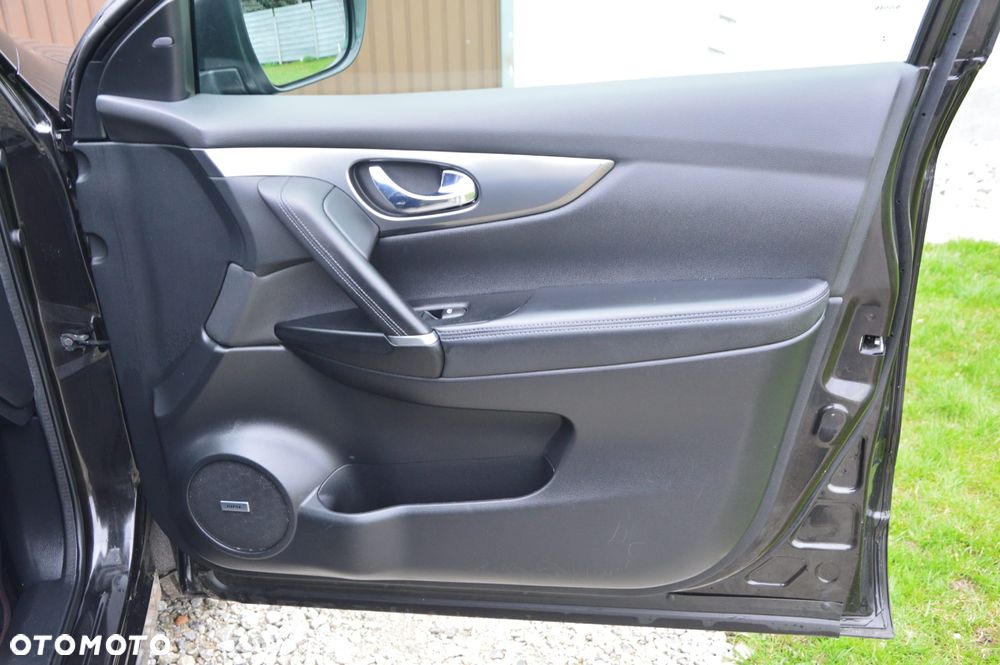 Nissan Qashqai 1.6 DIG-T Tekna+ - 26