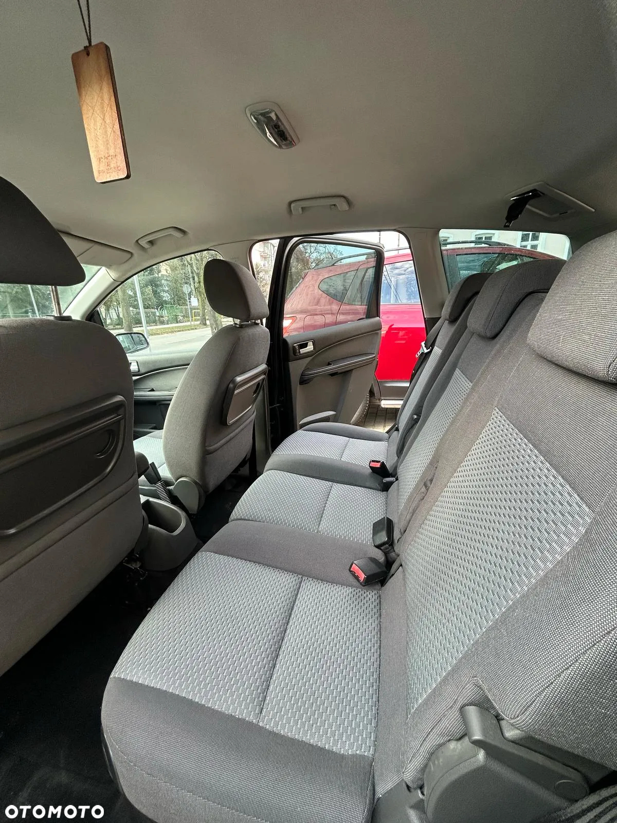 Ford Focus C-Max - 13
