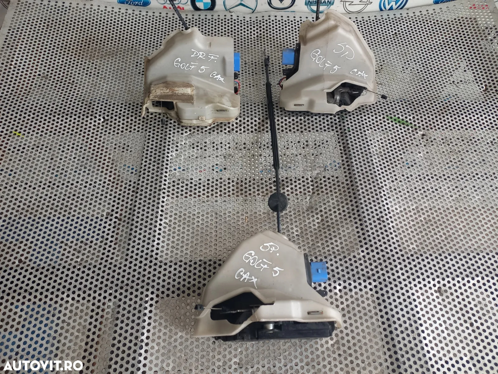 Broasca Blocator Incuietoare Usa Dreapta Fata + Stanga Dreapta Spate Vw Golf 5 Volan Stanga An 2005 - 4