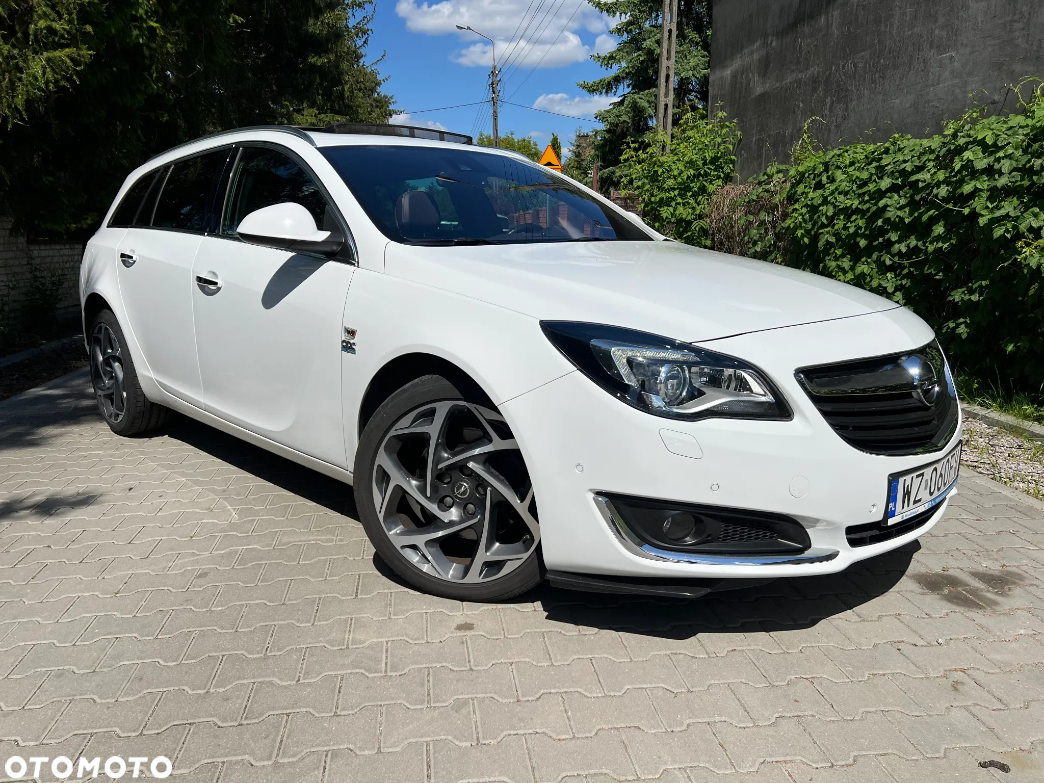 Opel Insignia 2.0 SIDI Turbo 4x4 Sports Tourer Business Edition - 3