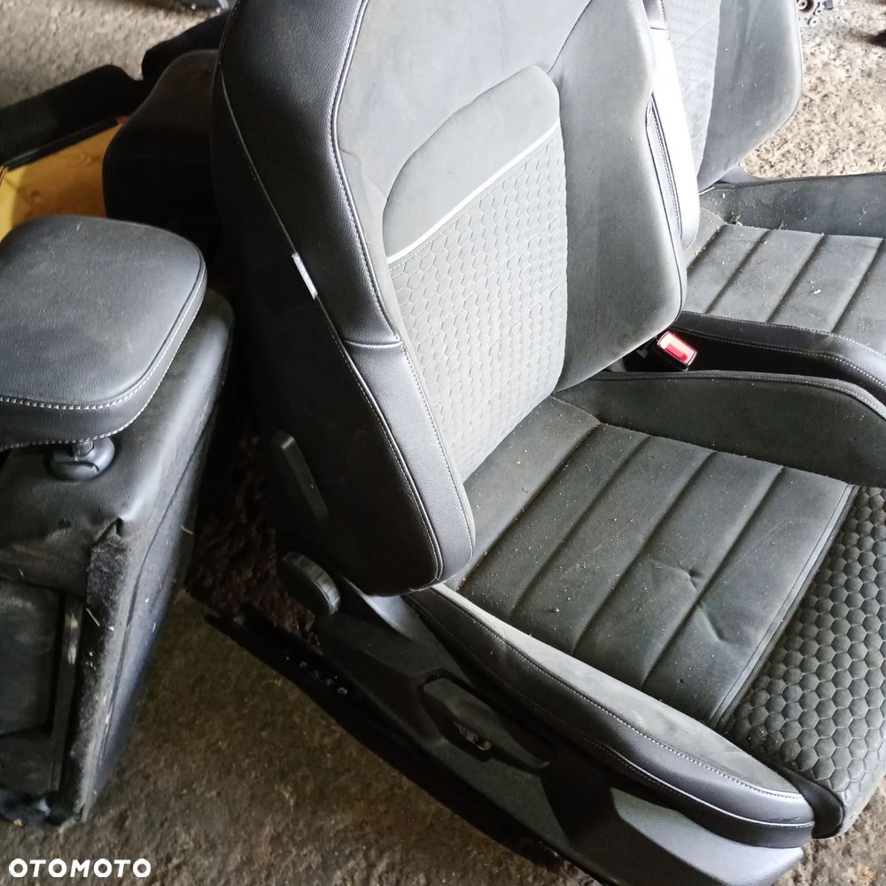 Fotele Golf VII - 12
