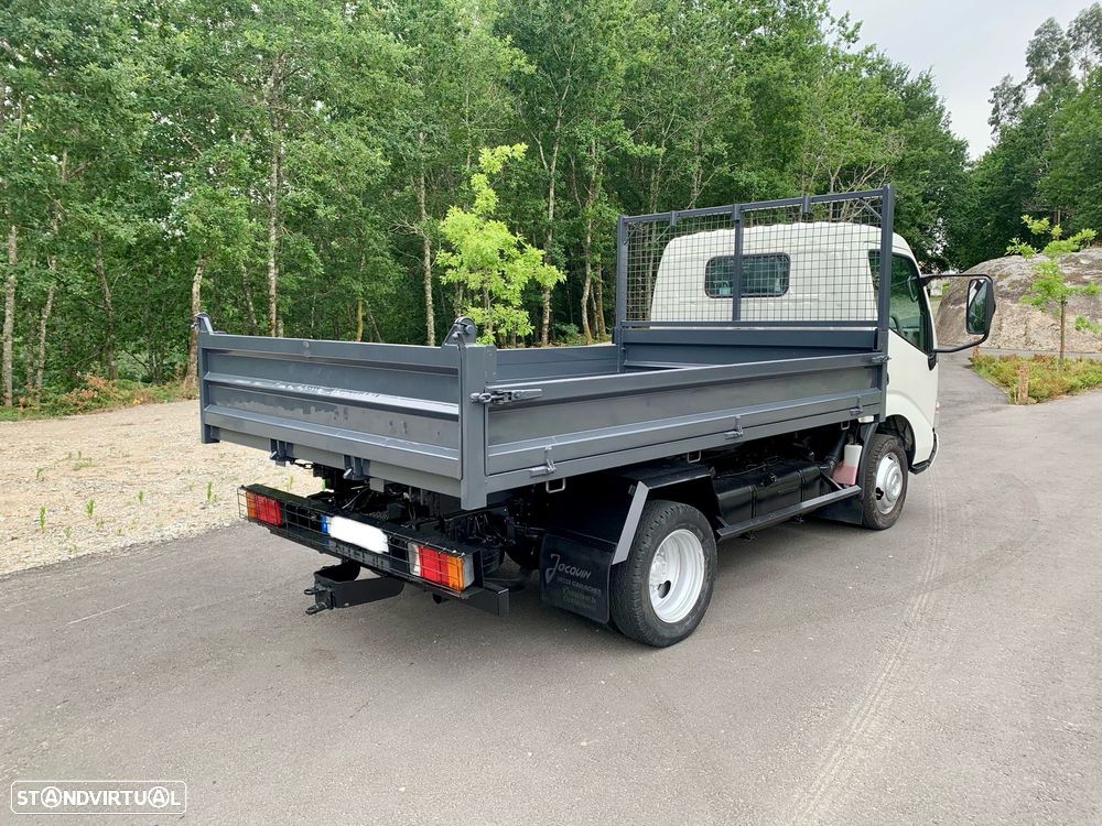 Toyota DYNA 3.0 COM AC - 6