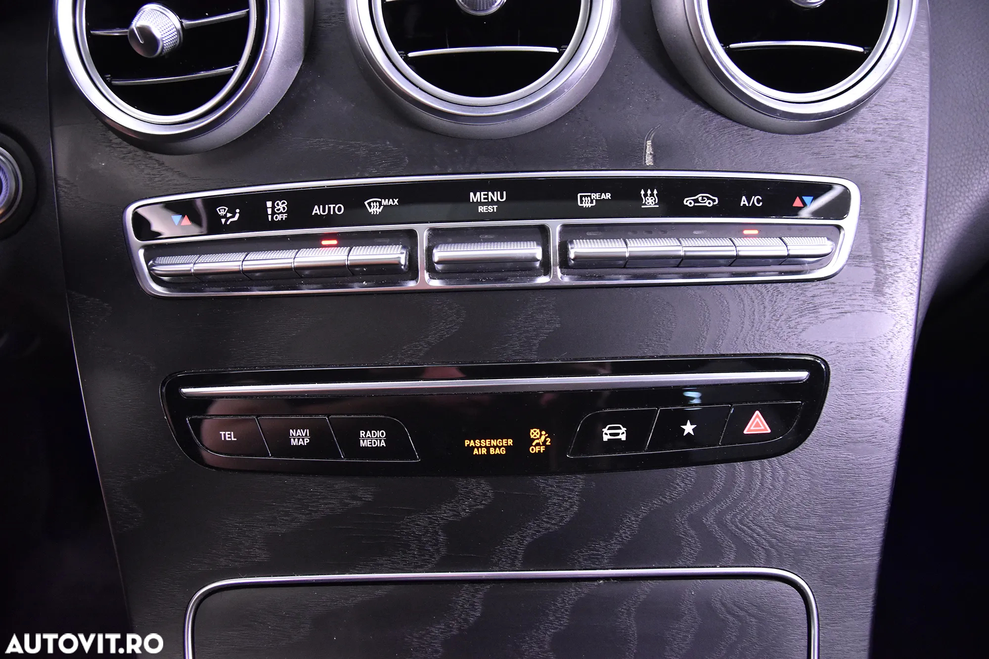 Mercedes-Benz GLC 300 e 4MATIC - 18