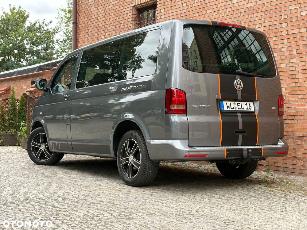 Volkswagen Multivan - 27