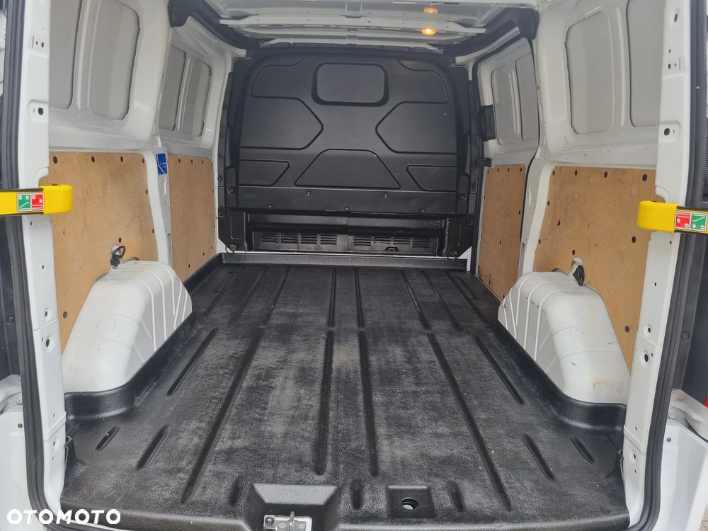 Ford Transit Custom - 13